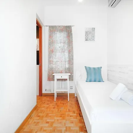 Bed&bcn Sant Andreu *