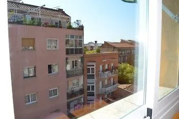 Bed&bcn Sant Andreu Apartment