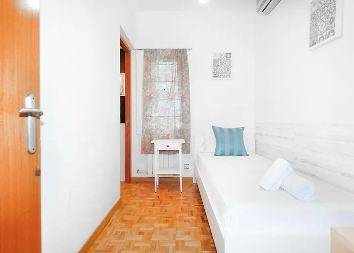 Bed&bcn Sant Andreu *