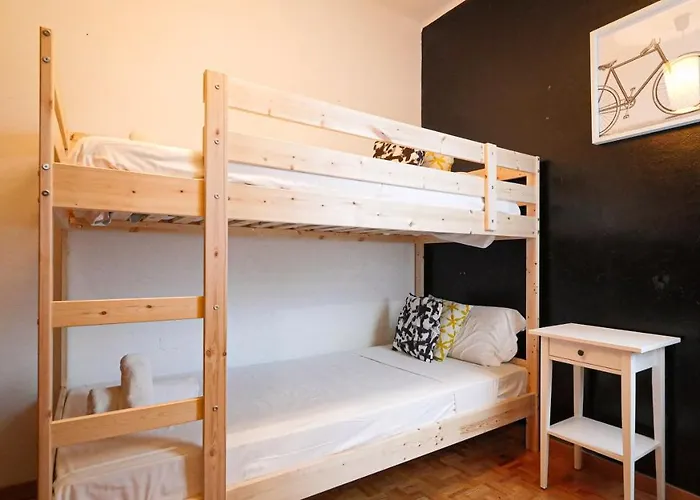 Bed&bcn Sant Andreu Apartman *