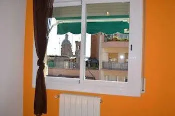 Bed&bcn Sant Andreu * 巴塞罗那